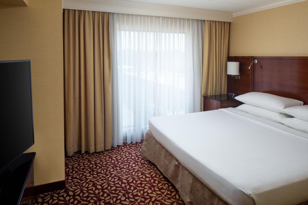 Готель Indianapolis Marriott East Екстер'єр фото