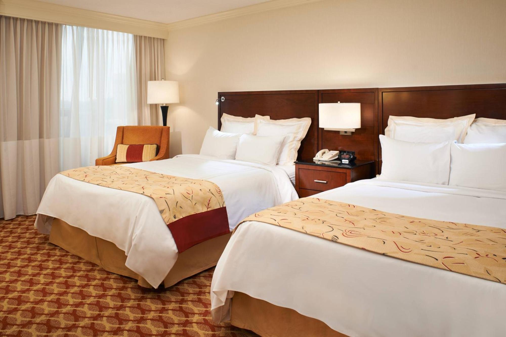 Готель Indianapolis Marriott East Екстер'єр фото