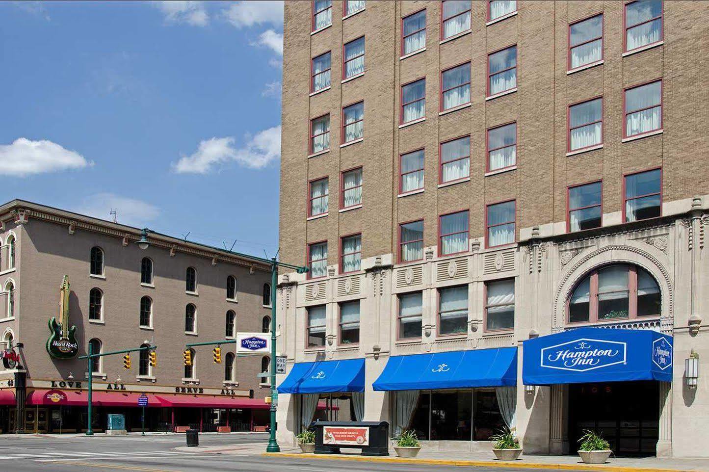 Готель Indianapolis Marriott East Екстер'єр фото