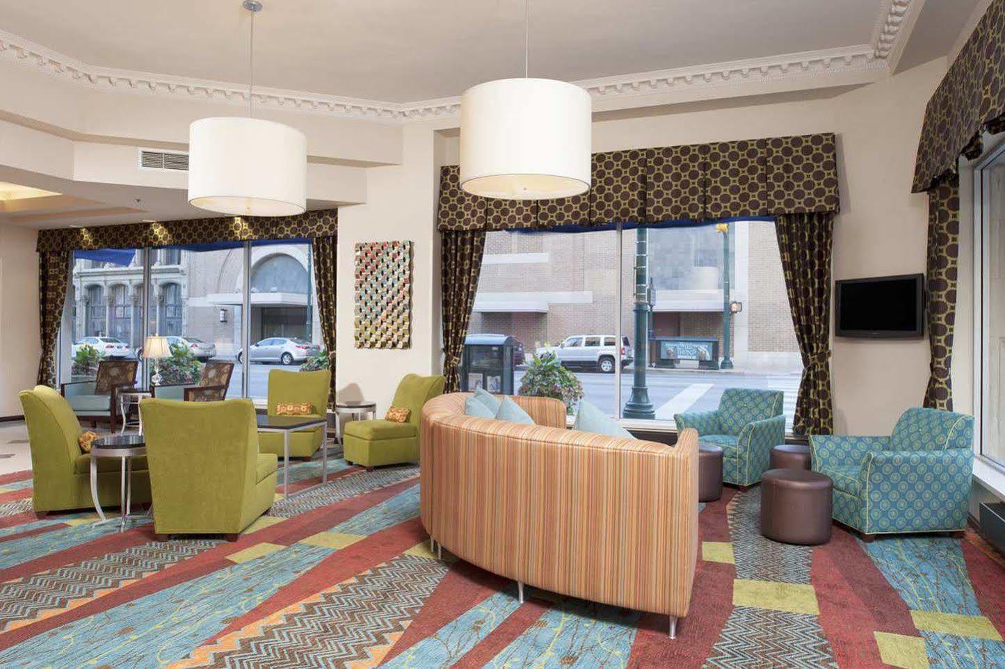Готель Indianapolis Marriott East Екстер'єр фото