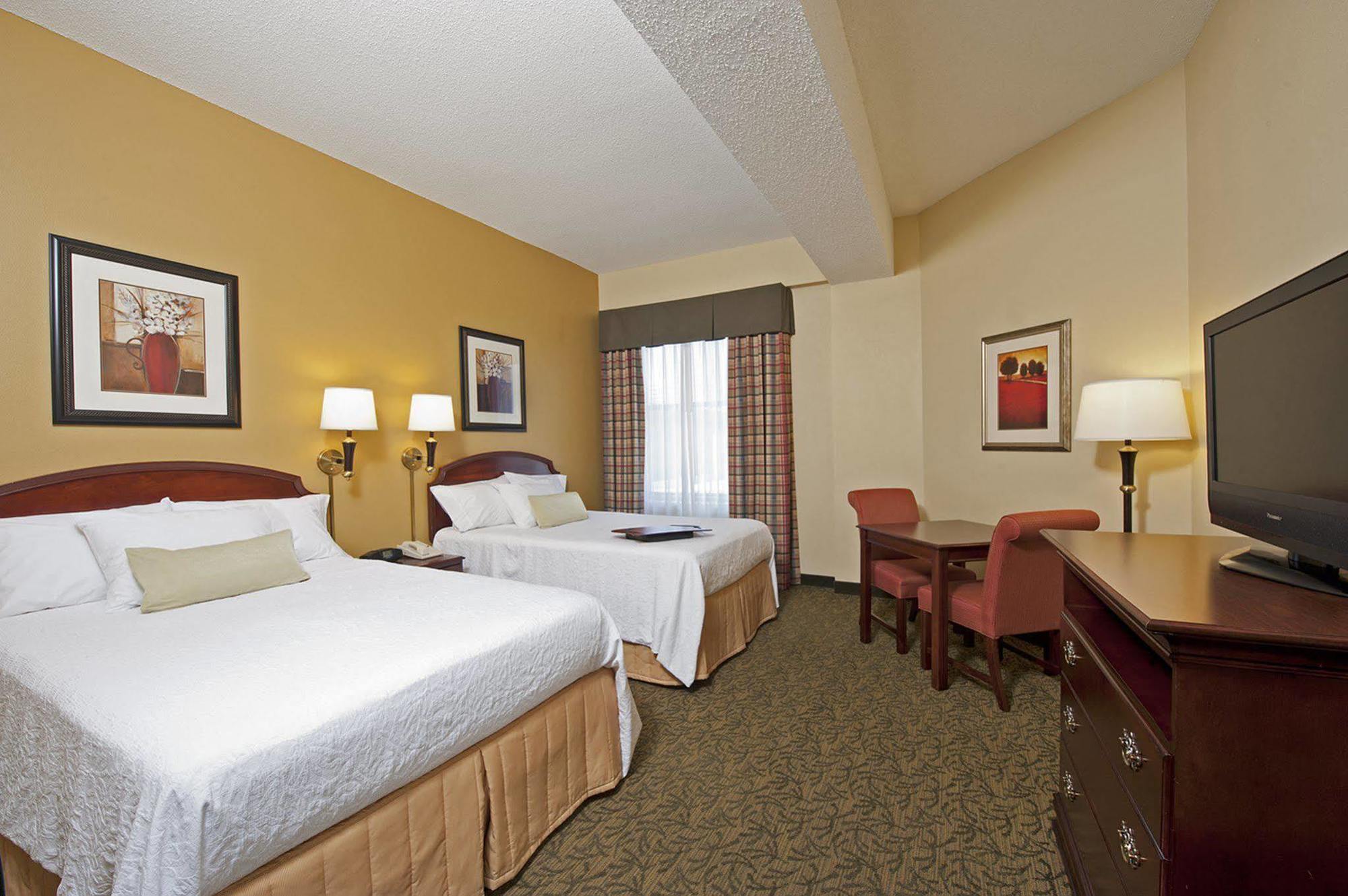 Готель Indianapolis Marriott East Екстер'єр фото